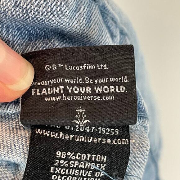 Her Universe Star Wars the Mandalorian the Child Denim Shortalls Size 2X - Picture 6 of 8